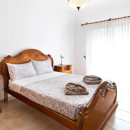 Magdalena Casa de Férias Albufeira